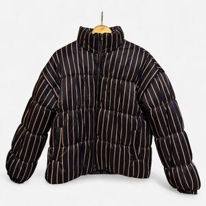 NWT J.O.A Women’s Striped Dark Navy and Beige Stripes Puffer Jacket size S